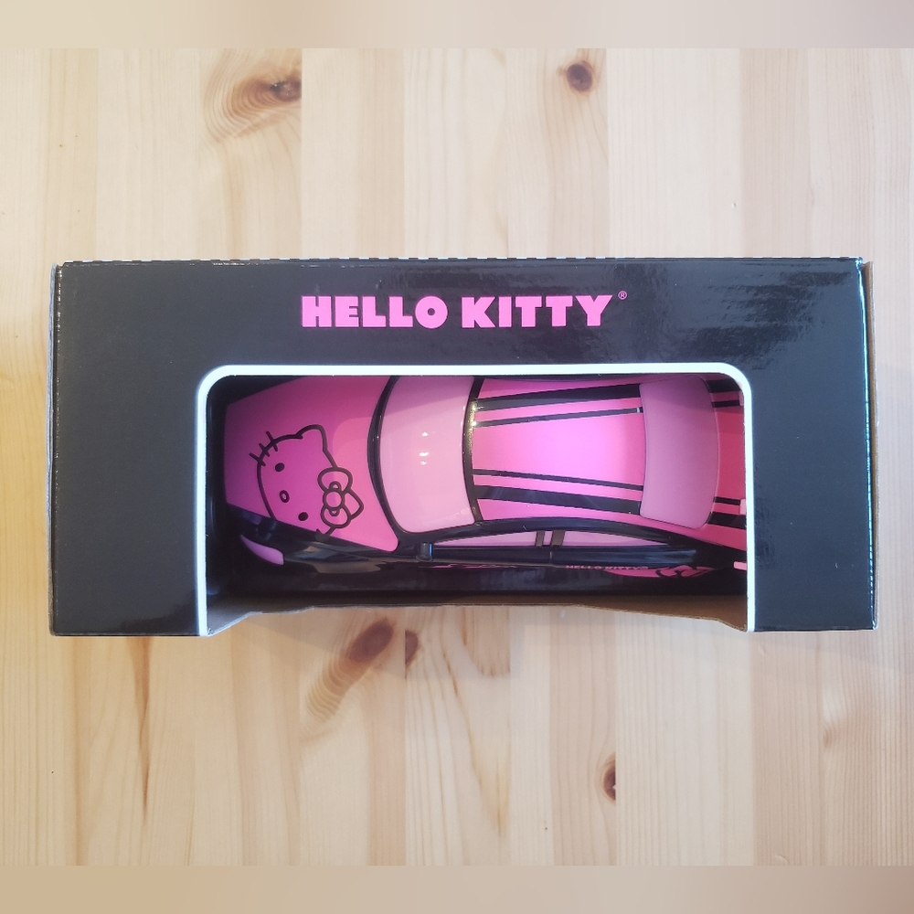 🔥 Hello Kitty Remote Control Racing Car - Picture 6 of 12